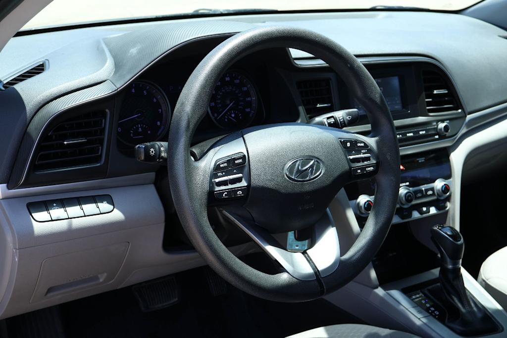 Thumbnail: 2020 Hyundai Elantra - 2