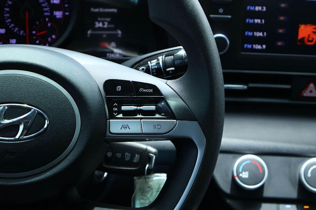 Thumbnail: 2021 Hyundai Elantra - 23