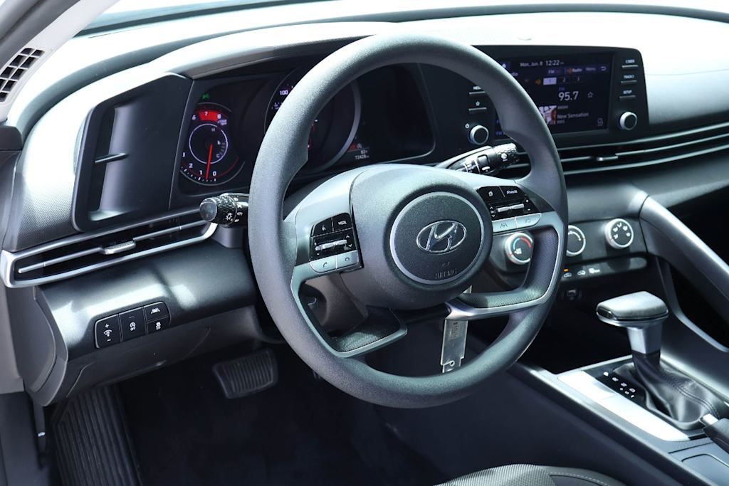 Thumbnail: 2021 Hyundai Elantra - 2