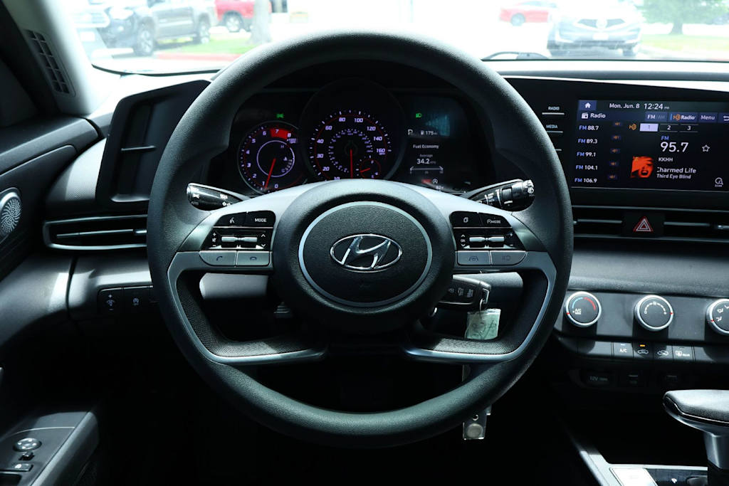 Thumbnail: 2021 Hyundai Elantra - 13