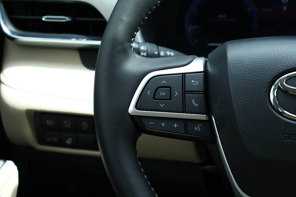 Thumbnail: 2024 Toyota Highlander - 22