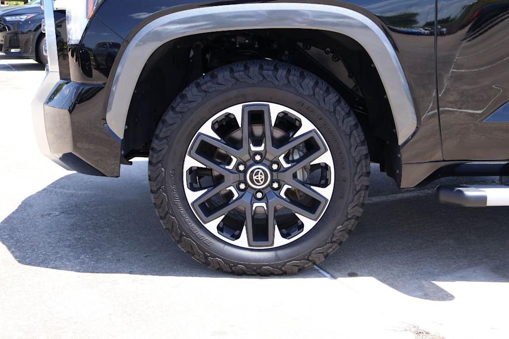 Thumbnail: 2022 Toyota Tundra - 8