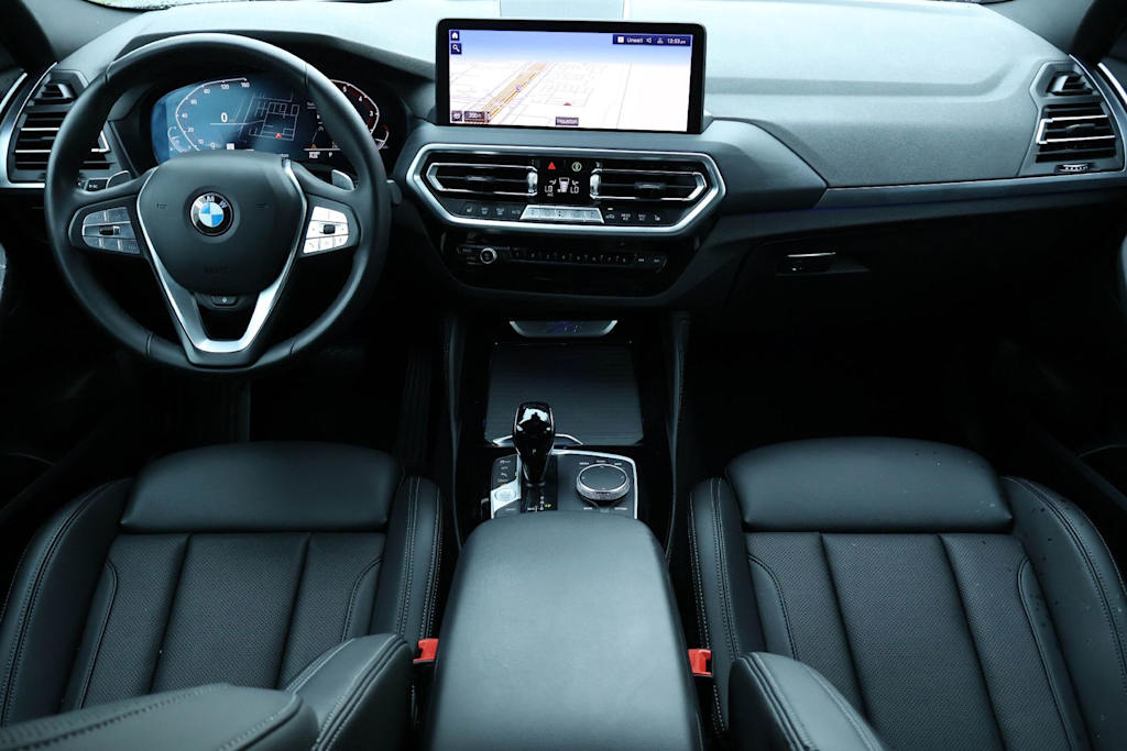 Thumbnail: 2023 BMW X4 - 10