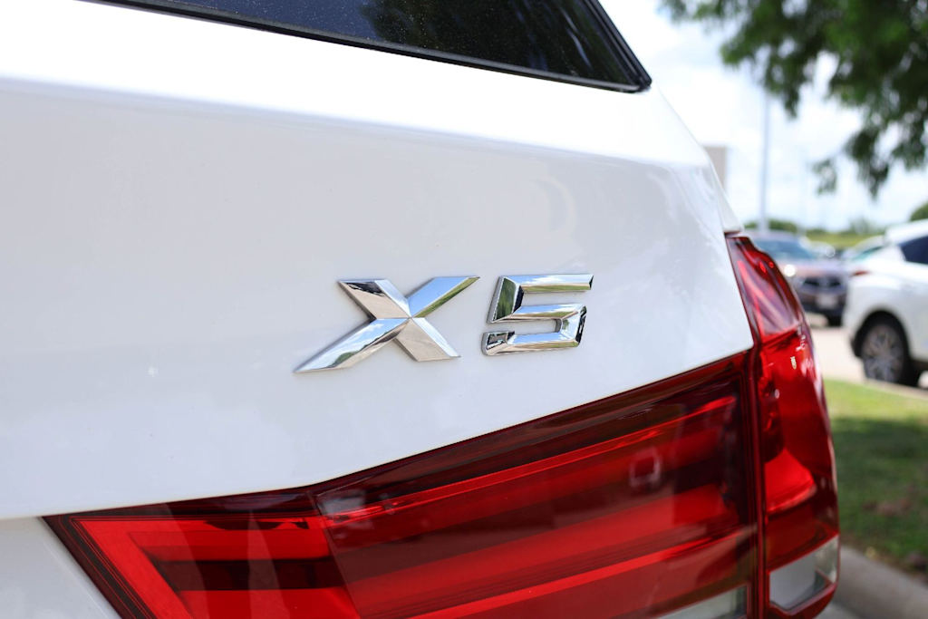 Thumbnail: 2017 BMW X5 - 7