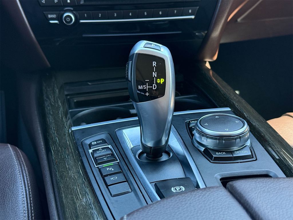 Thumbnail: 2015 BMW X5 - 16