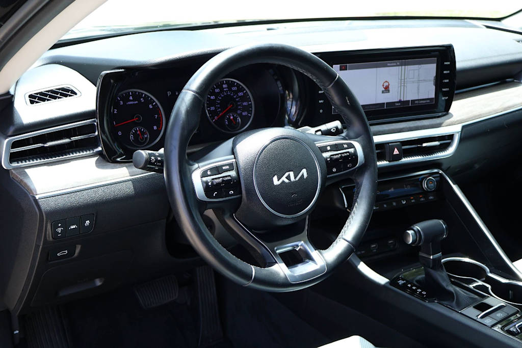 Thumbnail: 2023 Kia K5 - 2