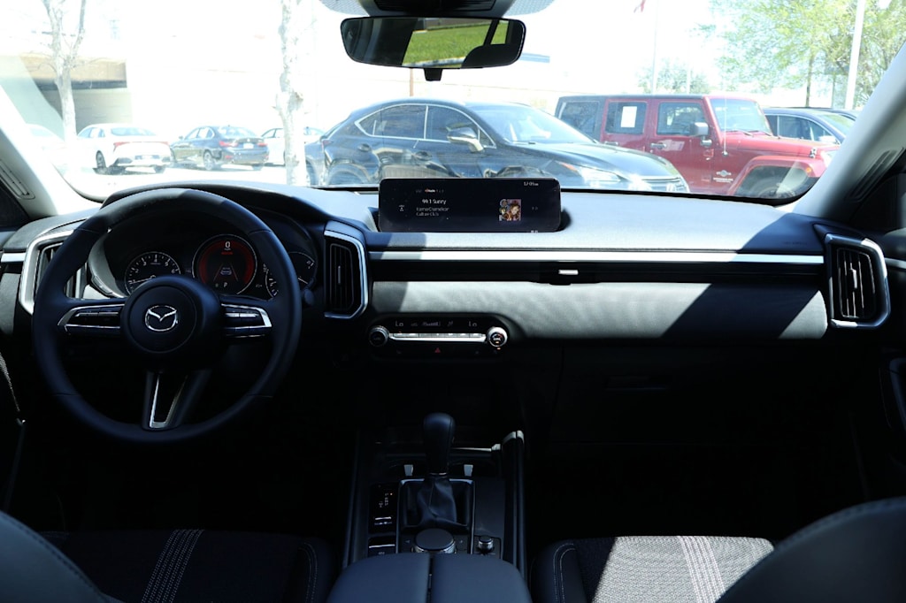 Thumbnail: 2025 Mazda CX-50 - 10