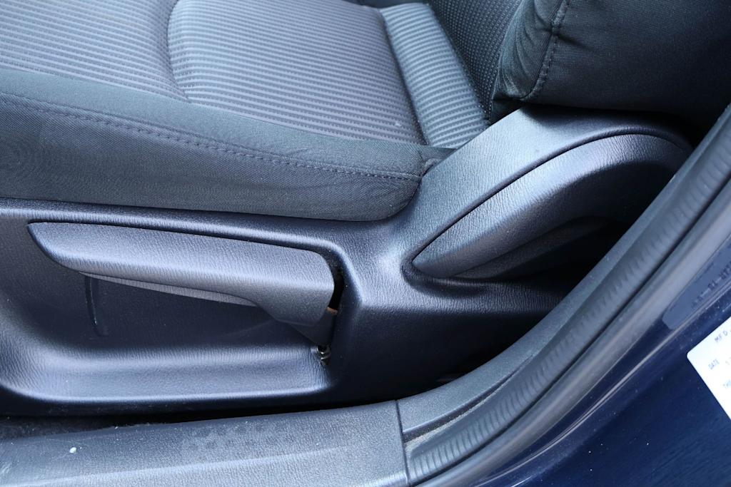 Thumbnail: 2016 Mazda Mazda3 - 24