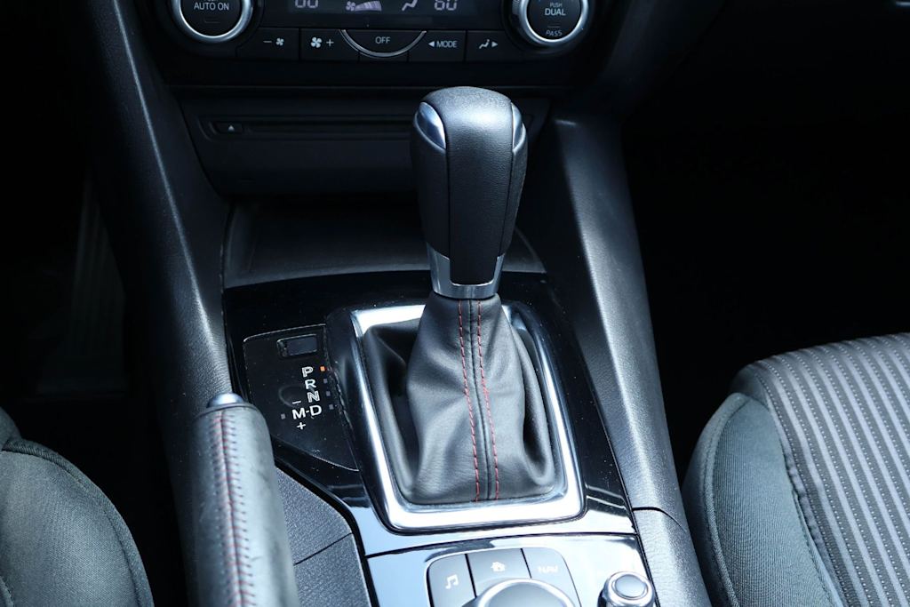 Thumbnail: 2016 Mazda Mazda3 - 16