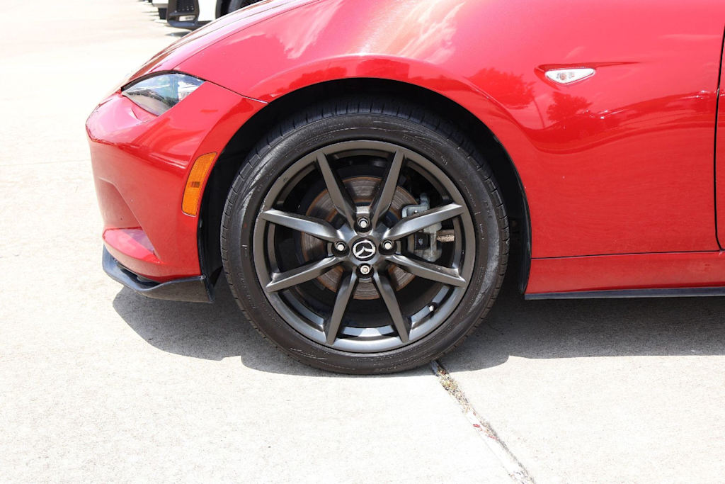 Thumbnail: 2017 Mazda MX-5 Miata - 6