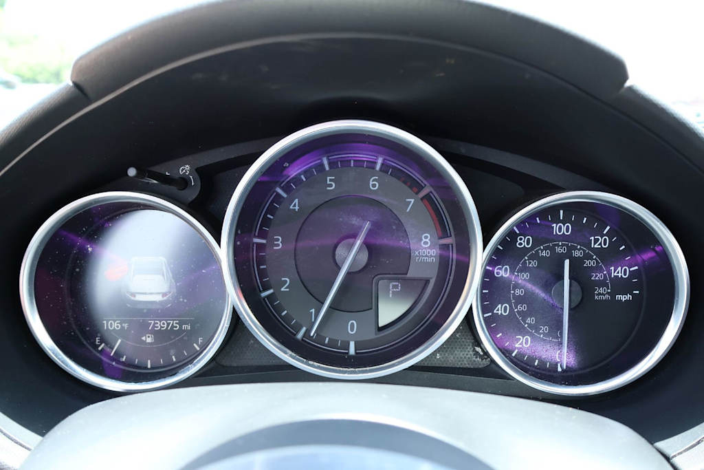 Thumbnail: 2017 Mazda MX-5 Miata - 13
