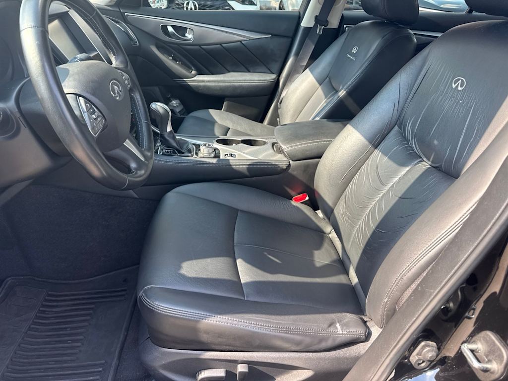 Thumbnail: 2014 INFINITI Q50 - 4