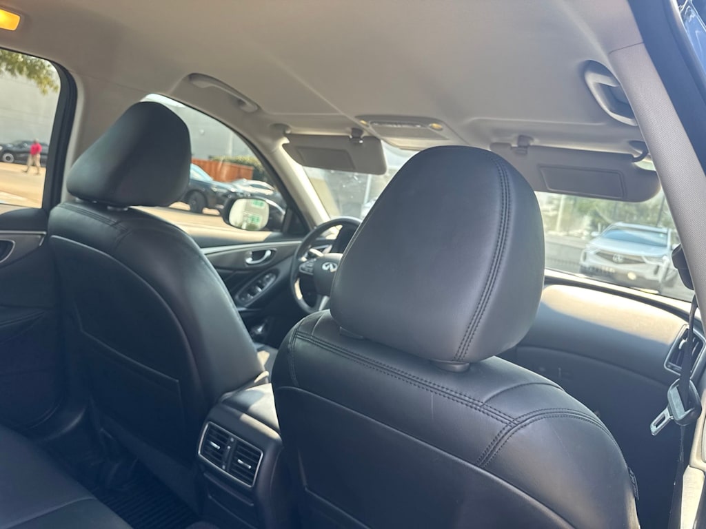 Thumbnail: 2014 INFINITI Q50 - 6