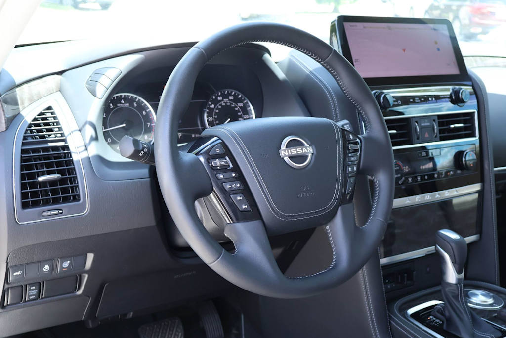 Thumbnail: 2021 Nissan Armada - 2