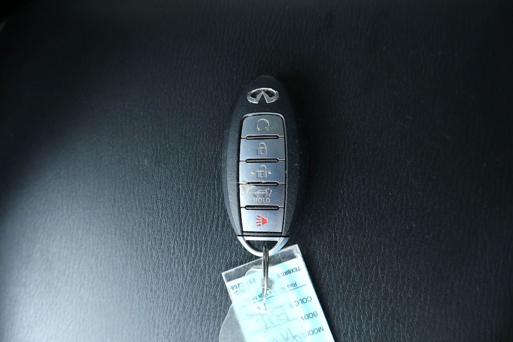 Thumbnail: 2022 INFINITI QX80 - 19