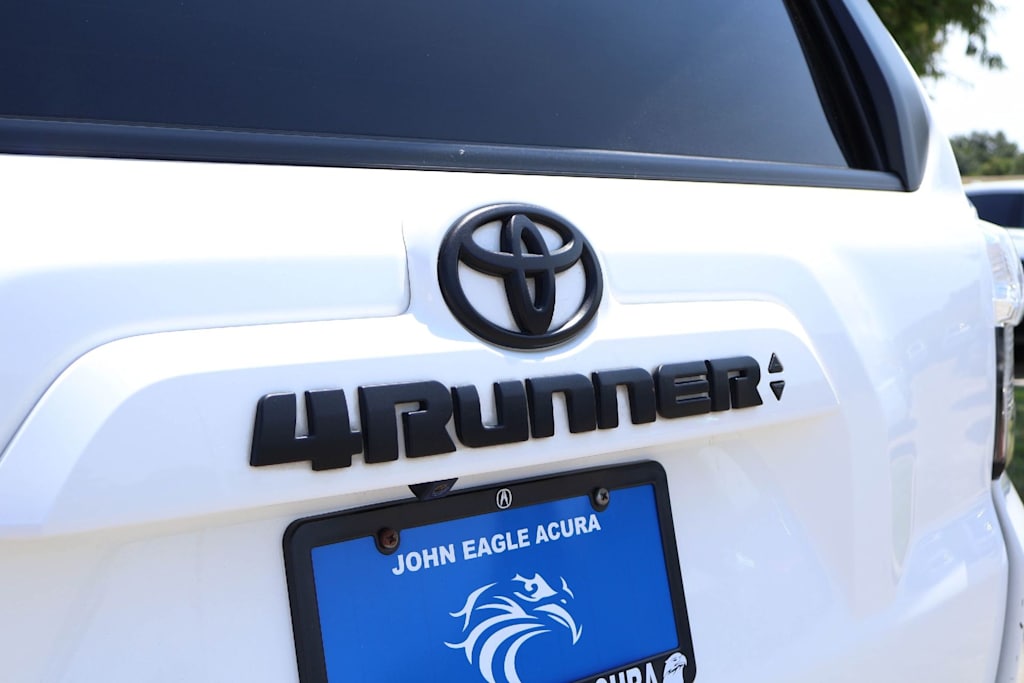 Thumbnail: 2023 Toyota 4Runner - 7