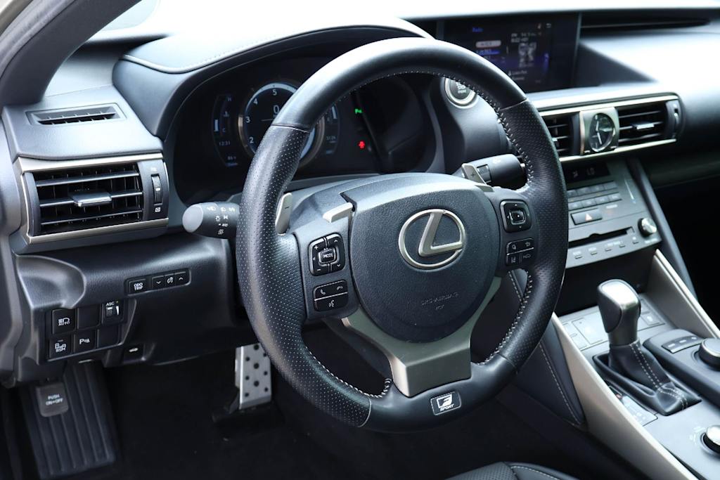 Thumbnail: 2020 Lexus IS - 2