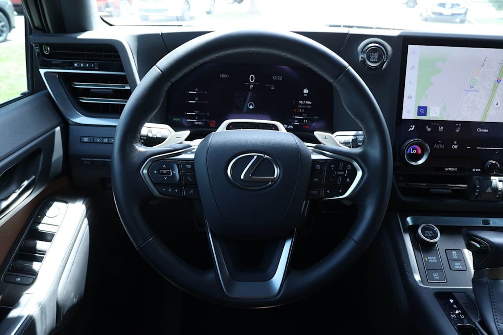Thumbnail: 2025 Lexus ES - 14