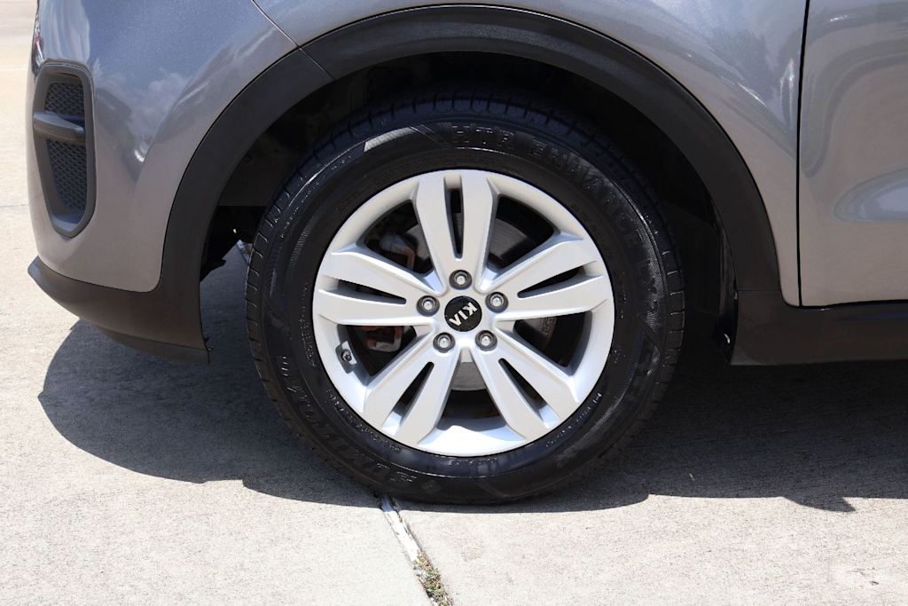 Thumbnail: 2017 Kia Sportage - 8