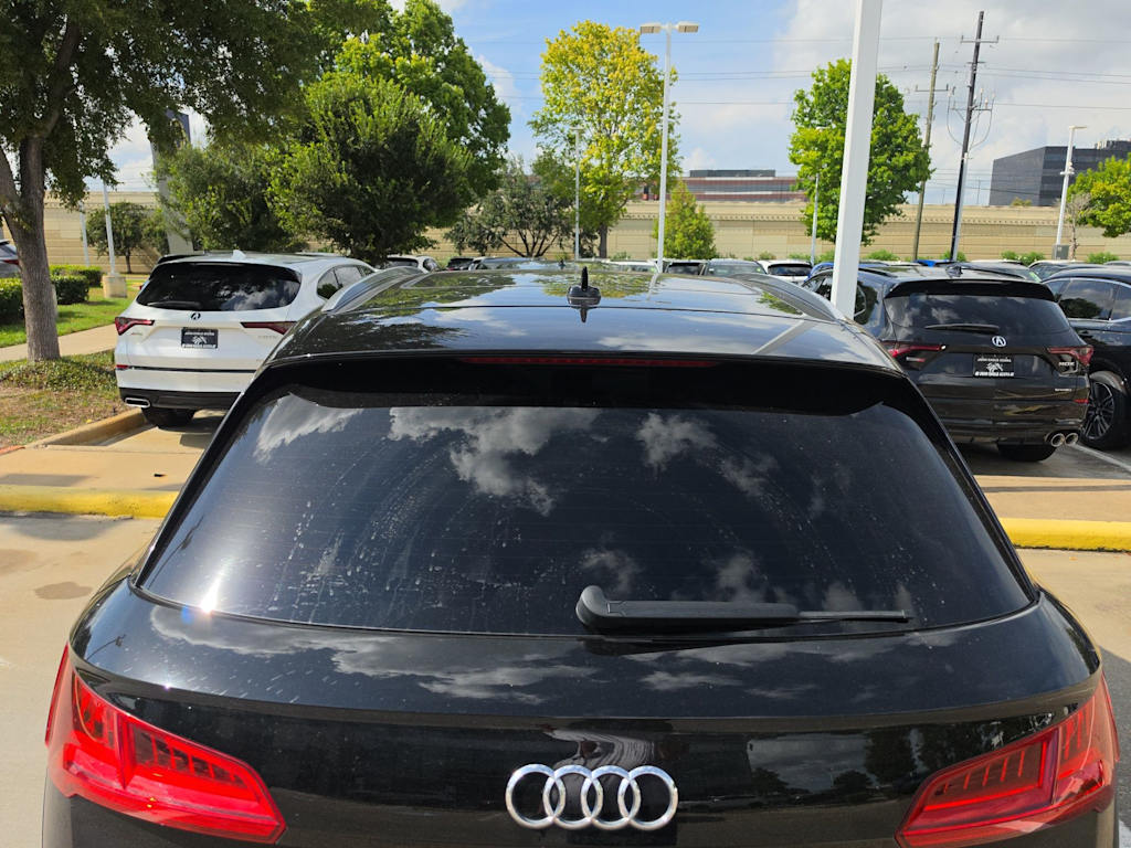 Thumbnail: 2020 Audi Q5 - 11