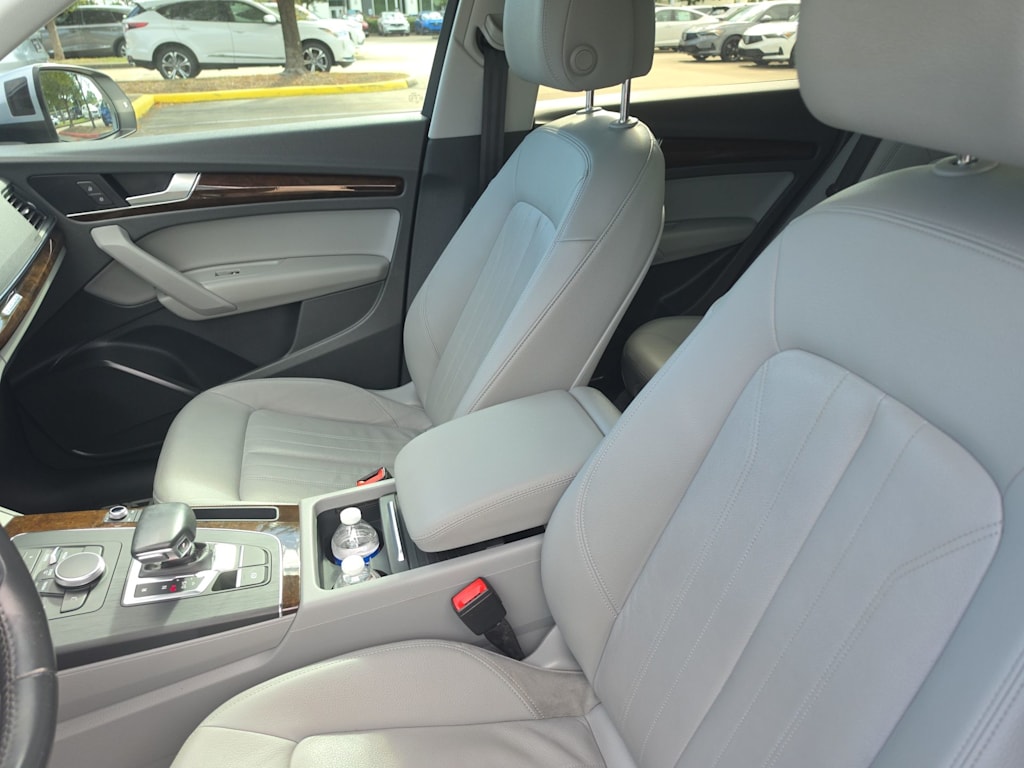 Thumbnail: 2020 Audi Q5 - 5
