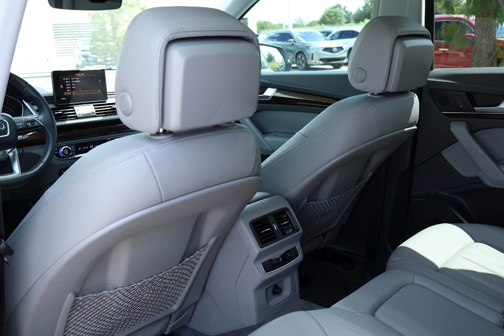 Thumbnail: 2020 Audi Q5 - 12