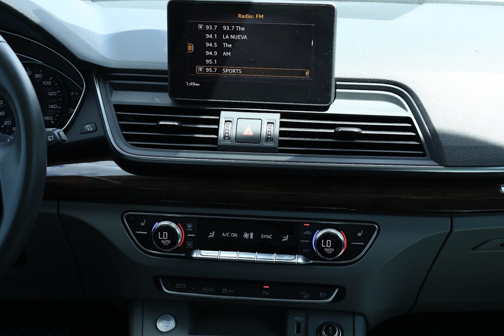 Thumbnail: 2020 Audi Q5 - 15