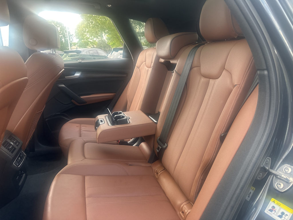 Thumbnail: 2021 Audi Q5 - 6