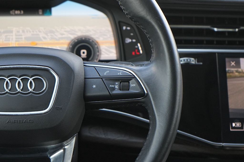 Thumbnail: 2019 Audi Q8 - 23