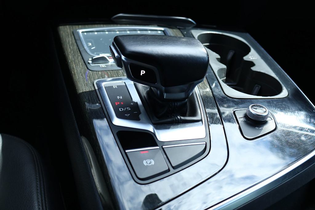 Thumbnail: 2017 Audi Q7 - 15