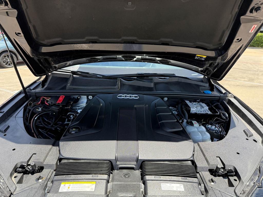 Thumbnail: 2019 Audi Q7 - 8