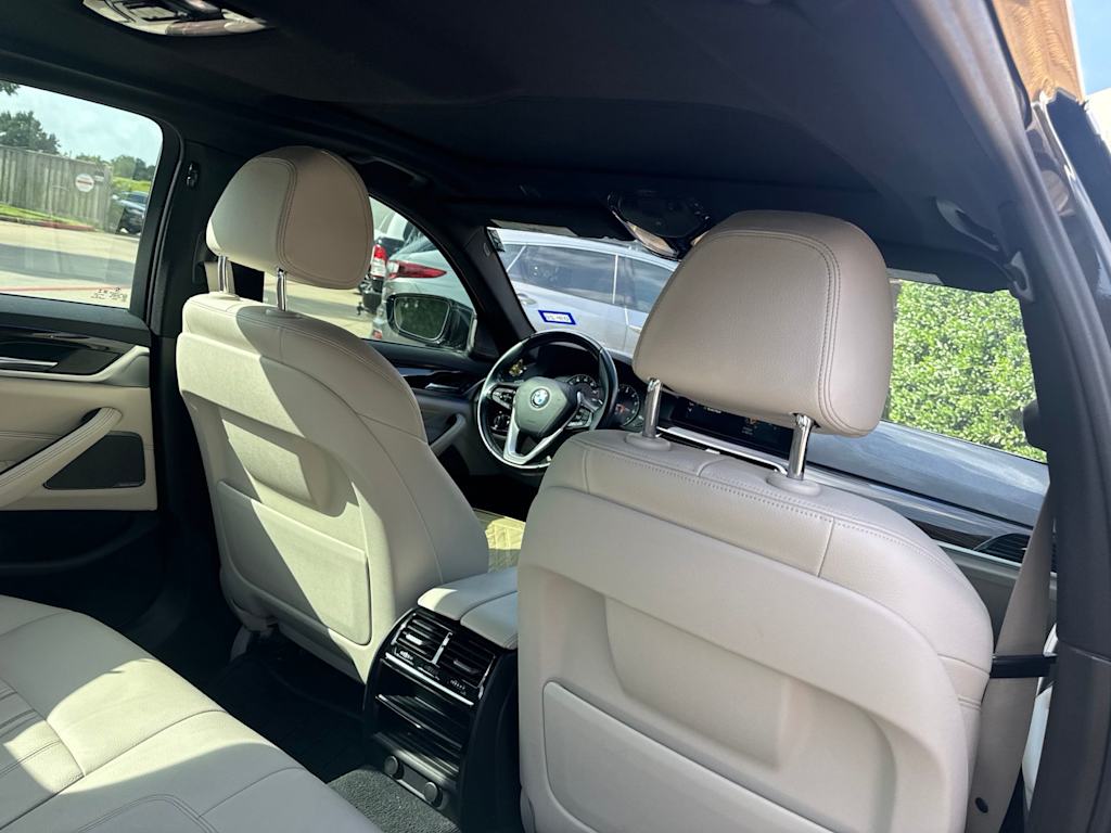 Thumbnail: 2019 BMW 5 Series - 12