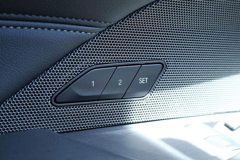 Thumbnail: 2024 BMW M4 - 24