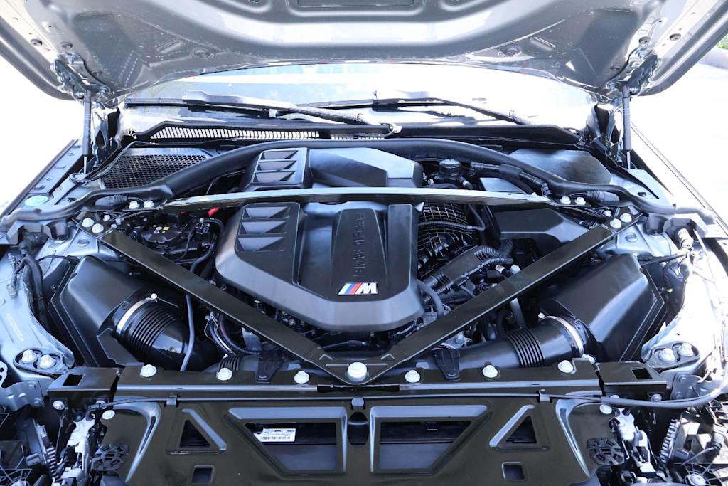 Thumbnail: 2024 BMW M4 - 9