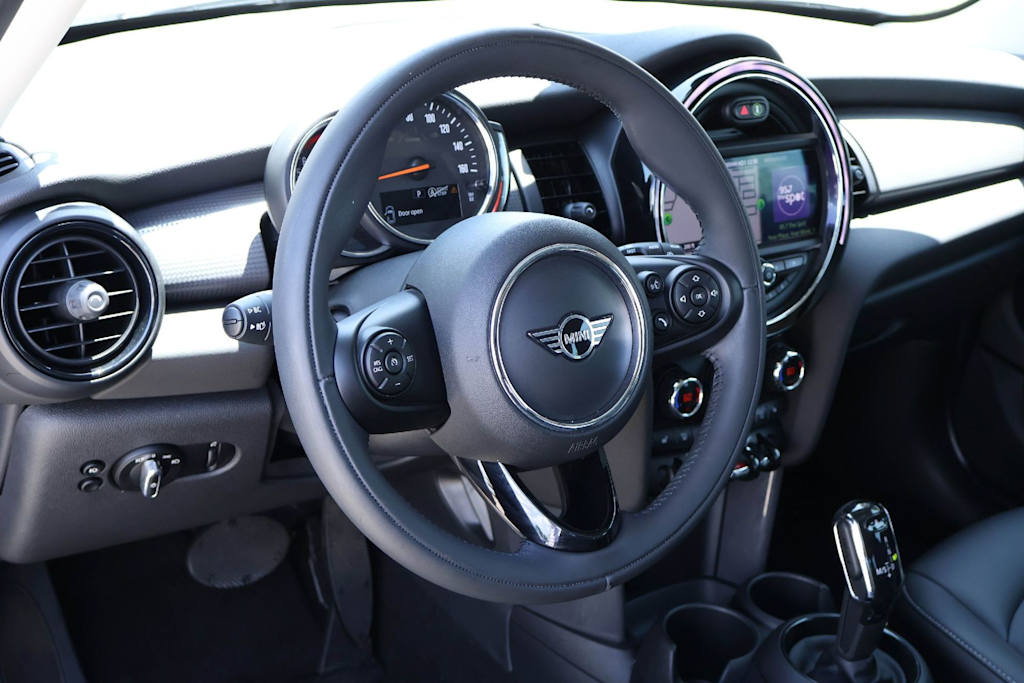 Thumbnail: 2020 MINI Cooper - 2