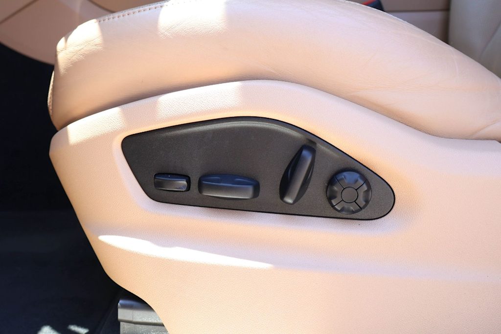 Thumbnail: 2022 Porsche Cayenne - 23