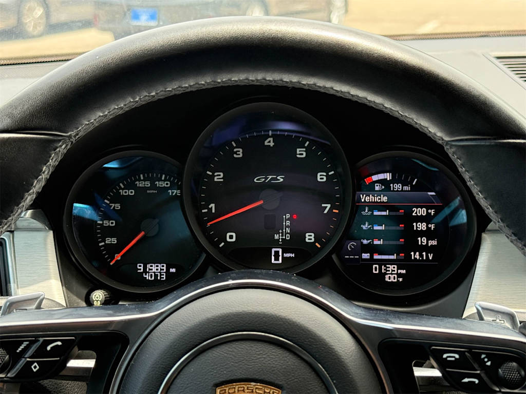 Thumbnail: 2018 Porsche Macan - 16