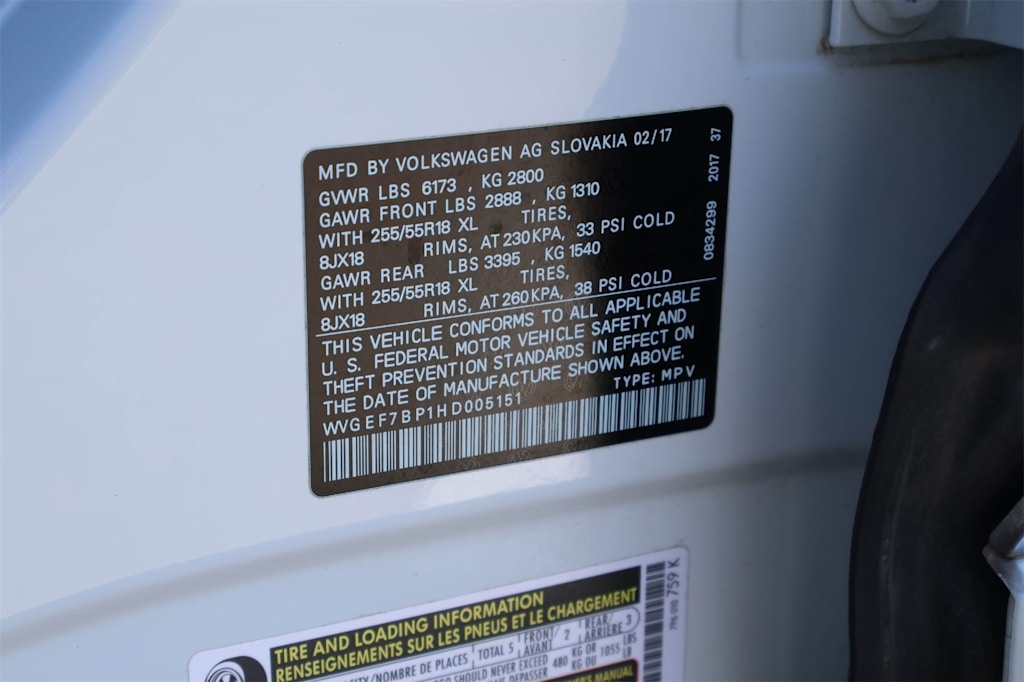 Thumbnail: 2017 Volkswagen Touareg - 20