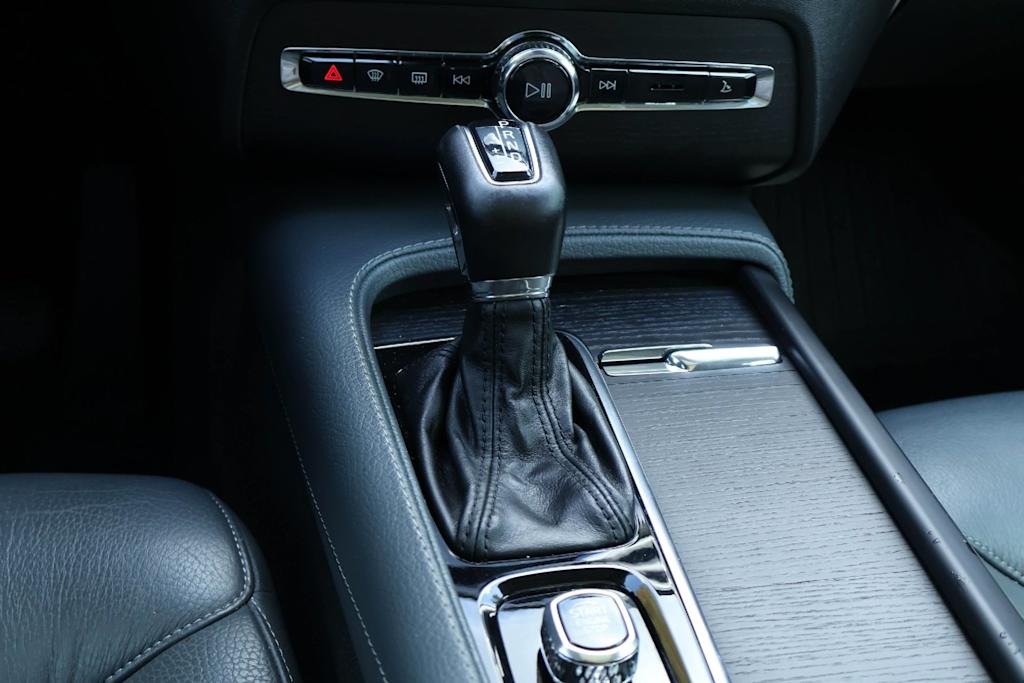 Thumbnail: 2020 Volvo XC90 - 16