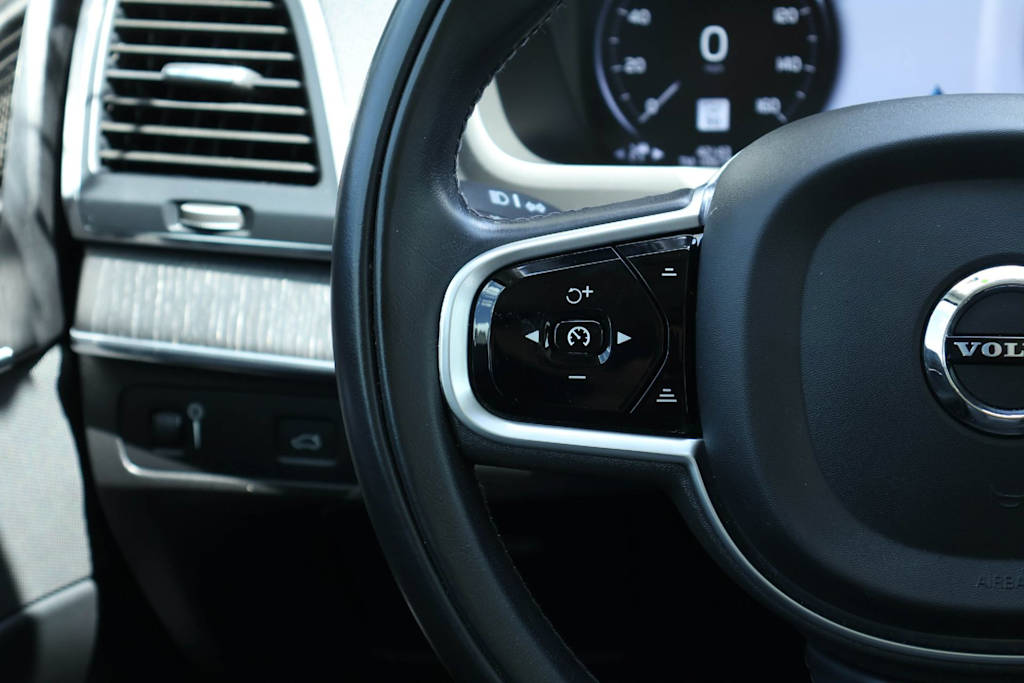 Thumbnail: 2020 Volvo XC90 - 22