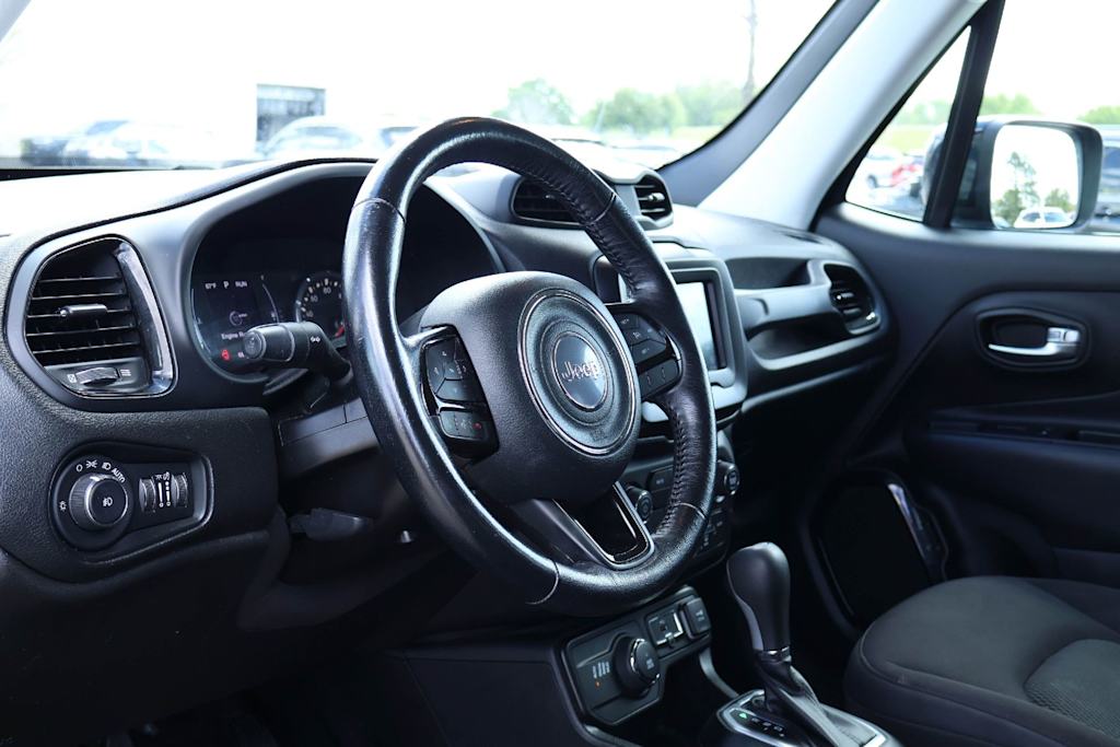 Thumbnail: 2018 Jeep Renegade - 2