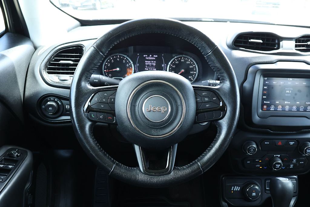 Thumbnail: 2018 Jeep Renegade - 14