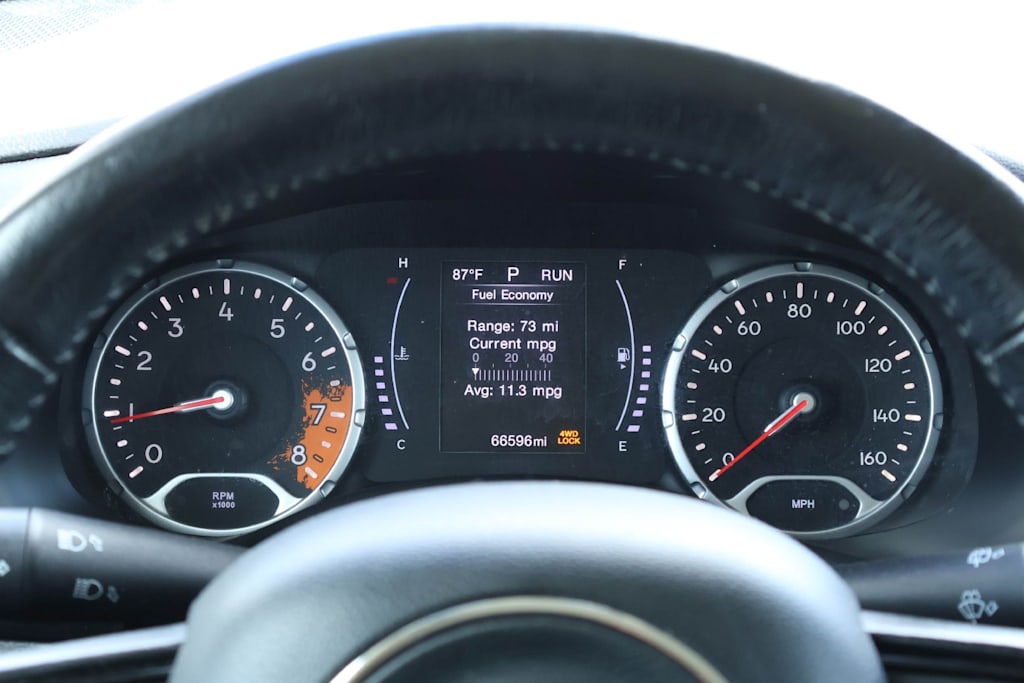 Thumbnail: 2018 Jeep Renegade - 17