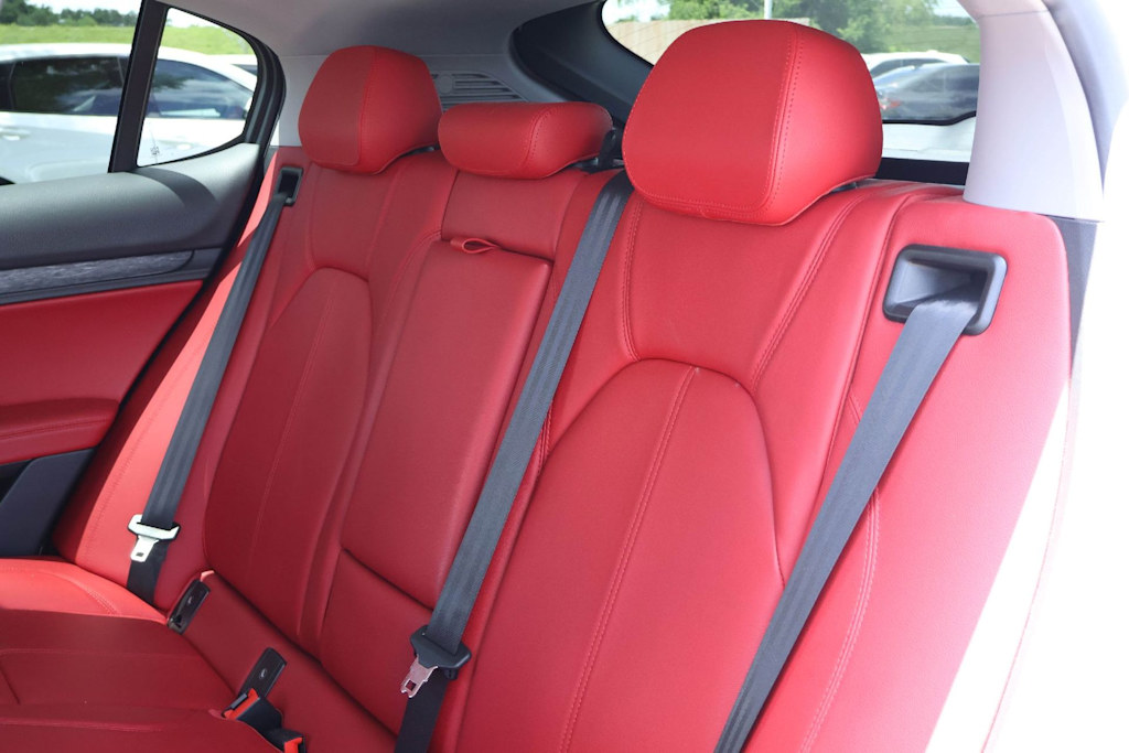 Thumbnail: 2020 Alfa Romeo Stelvio - 21