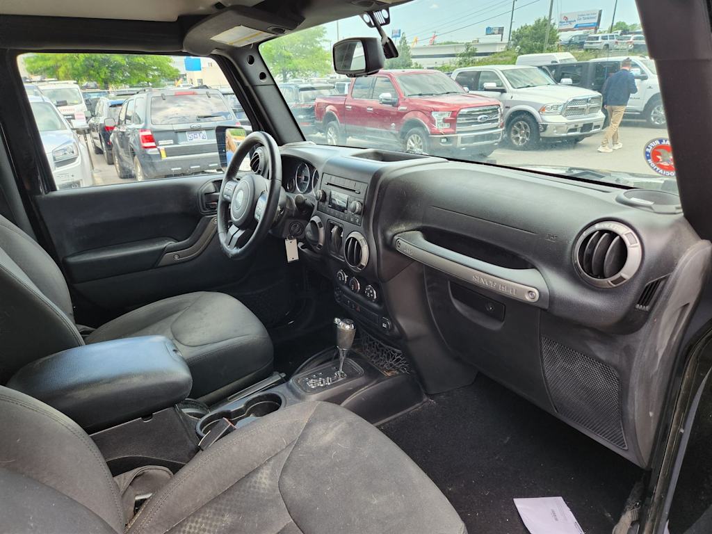 Thumbnail: 2016 Jeep Wrangler - 11