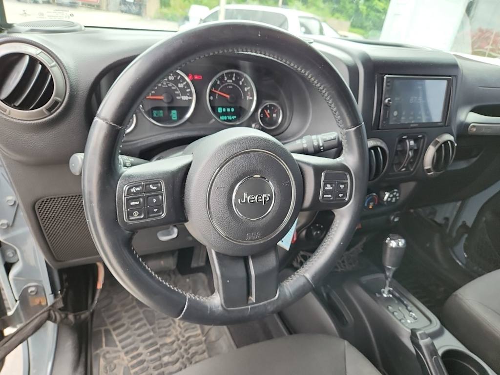 Thumbnail: 2015 Jeep Wrangler - 7