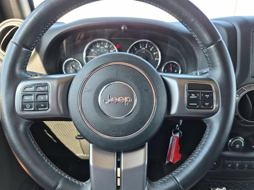 Thumbnail: 2018 Jeep Wrangler - 13