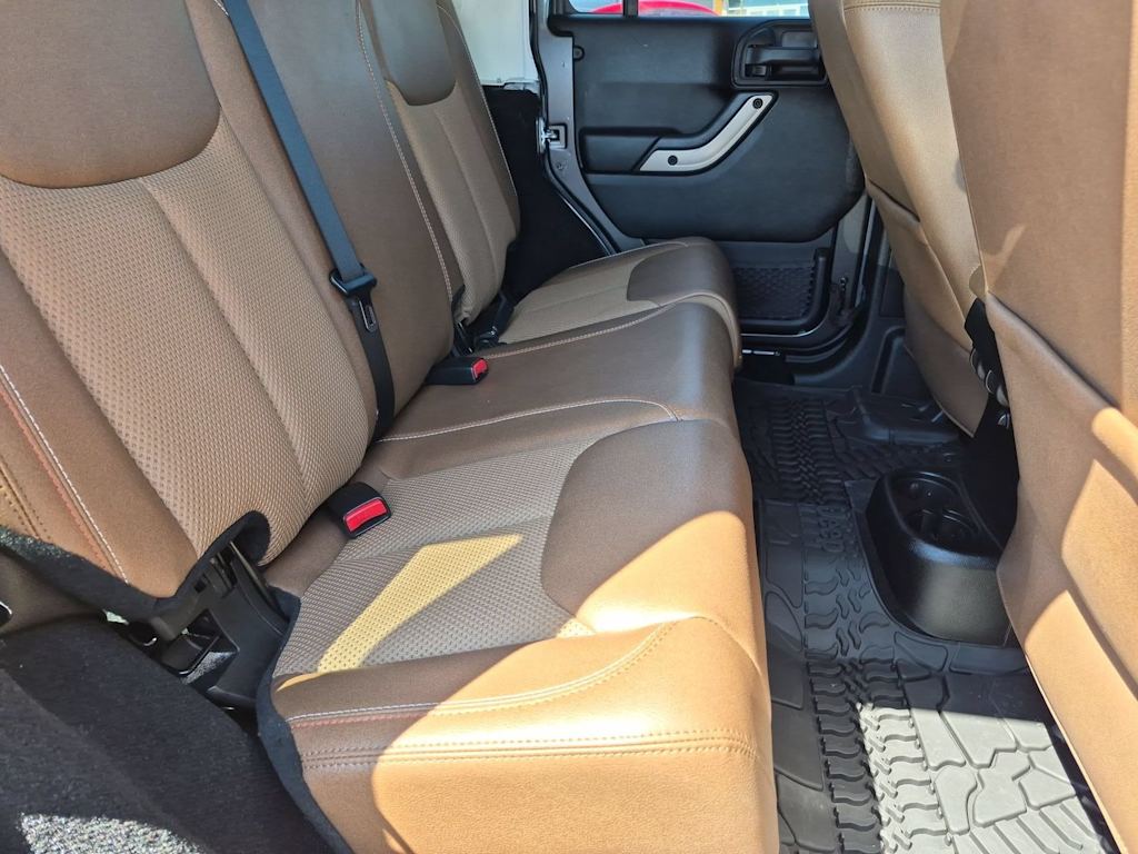 Thumbnail: 2016 Jeep Wrangler - 25