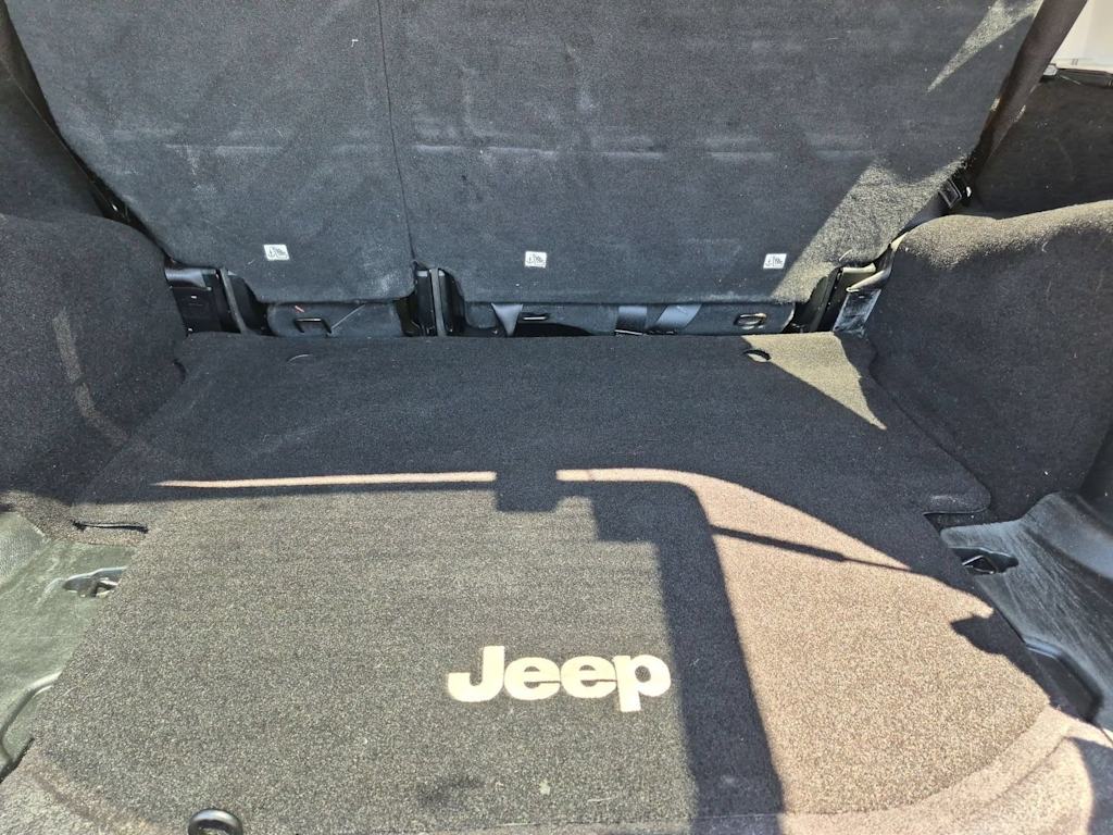 Thumbnail: 2016 Jeep Wrangler - 35