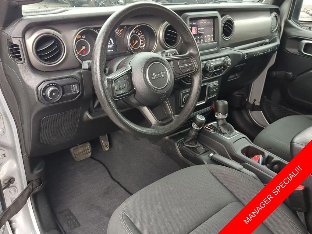 Thumbnail: 2023 Jeep Wrangler - 9